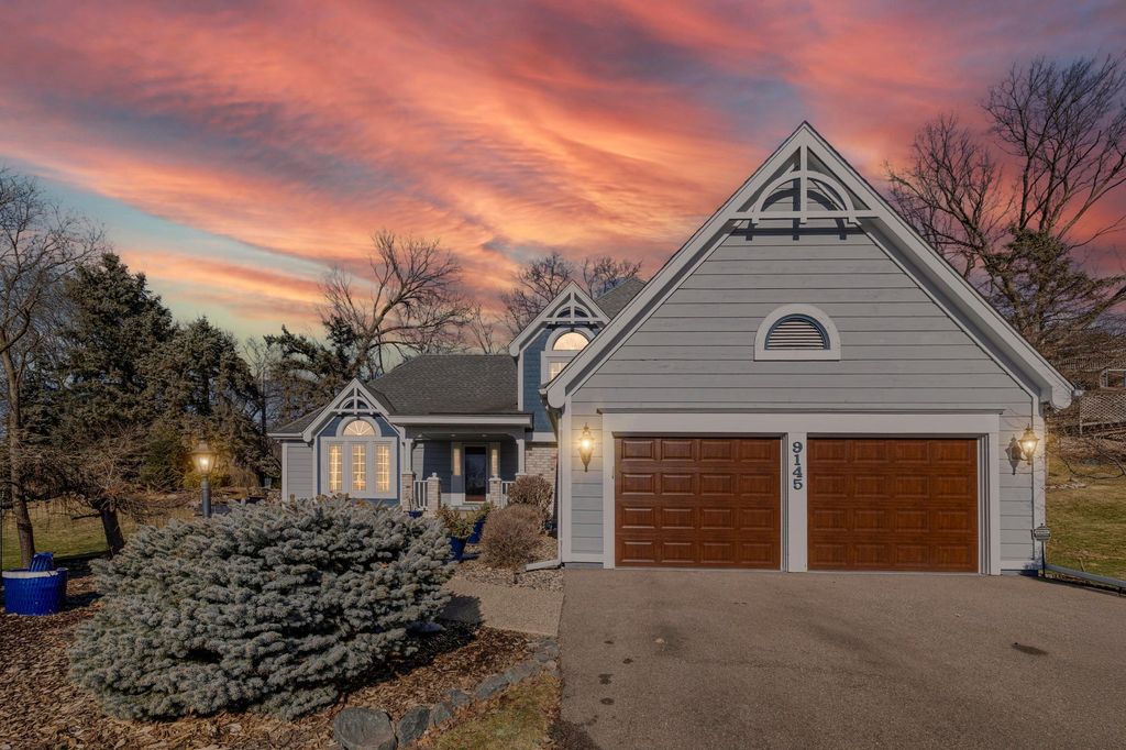 Photo of 9145 Fox Run Circle, Eden Prairie, MN 55347 (MLS # 7019102)