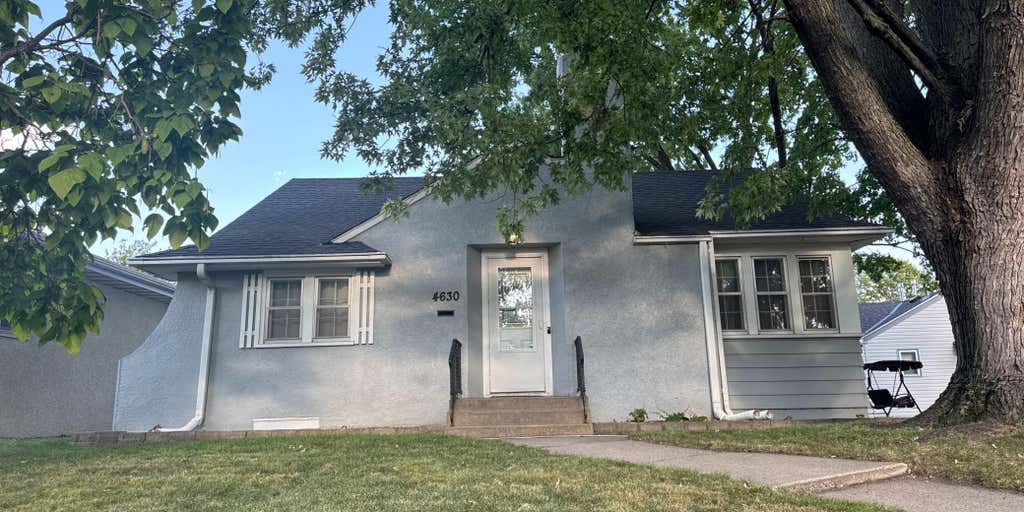 Photo of 4630 Colfax Avenue N, Minneapolis, MN 55412 (MLS # 7134527)