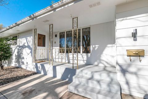 9242 Queen Avenue S Bloomington MN 55431