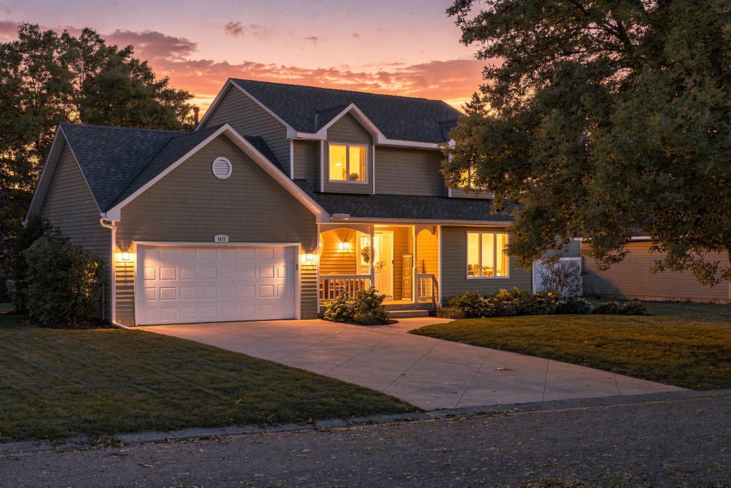 Photo of 4875 Cottonwood Lane N, Plymouth, MN 55442 (MLS # 7147500)