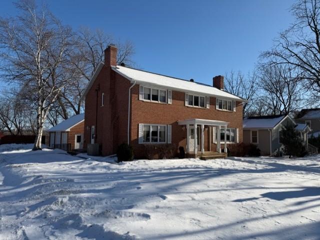 528 Lexington Parkway S