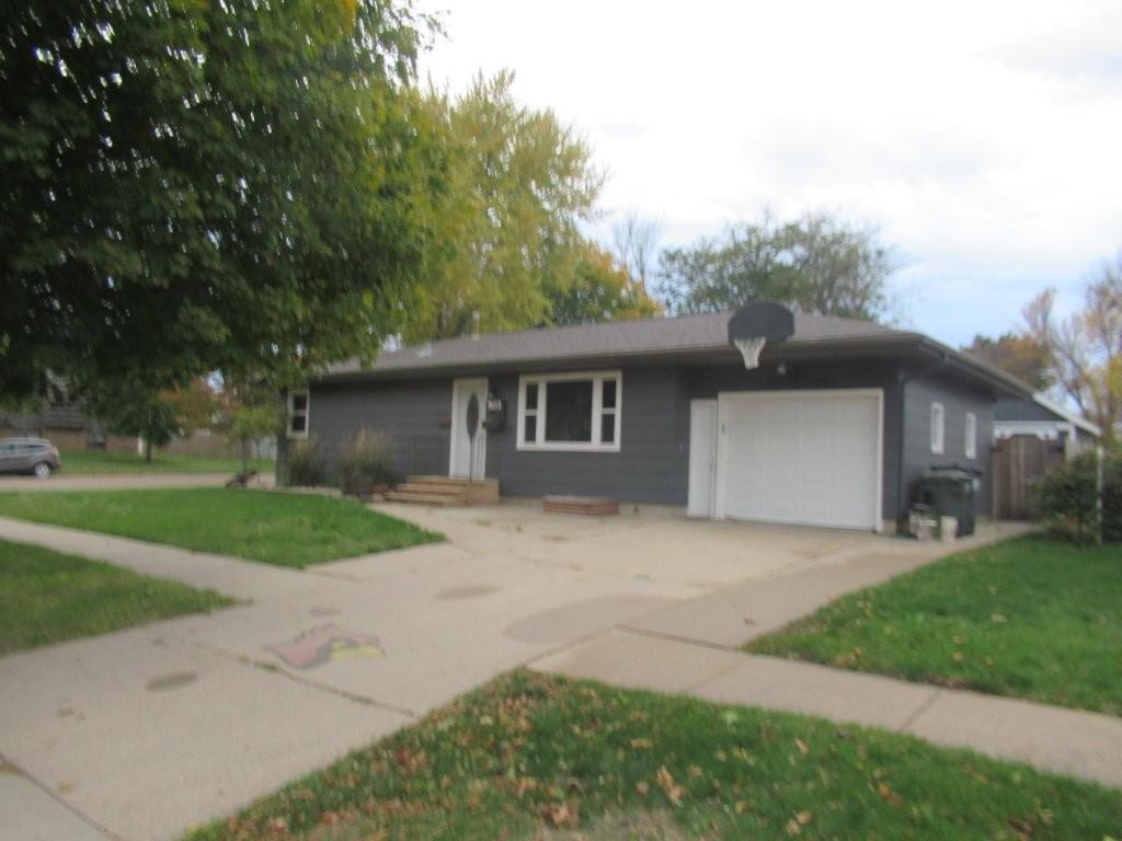 Photo of 503 N Oakley Street, Luverne, MN 56156 (MLS # 7165540)