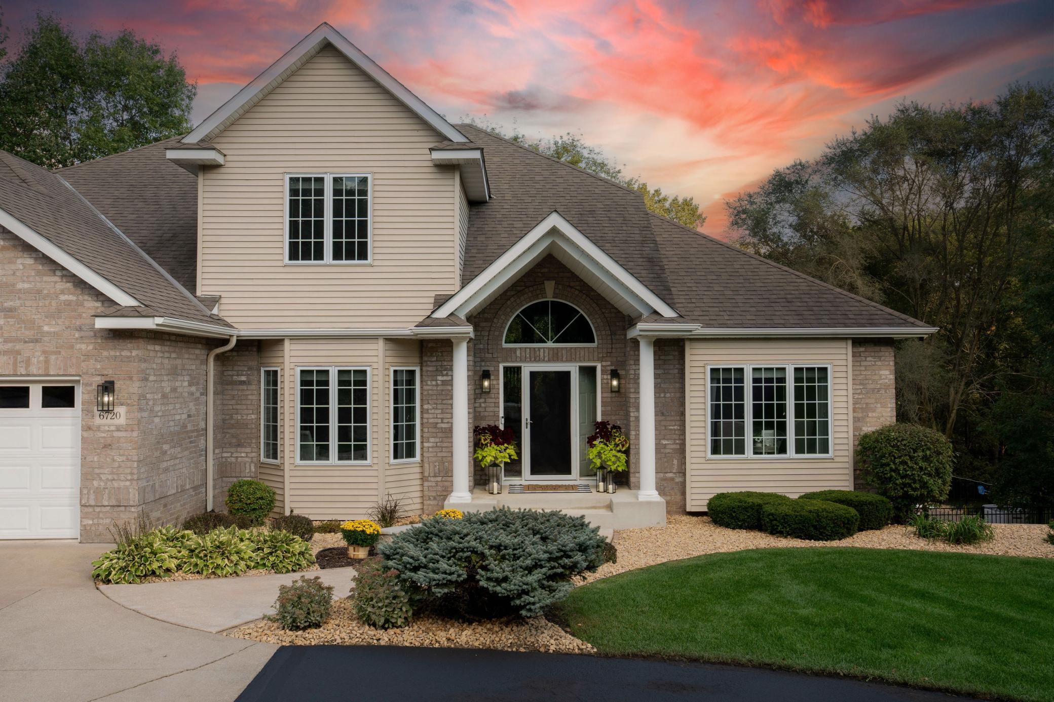 6720 Crackleberry Trail