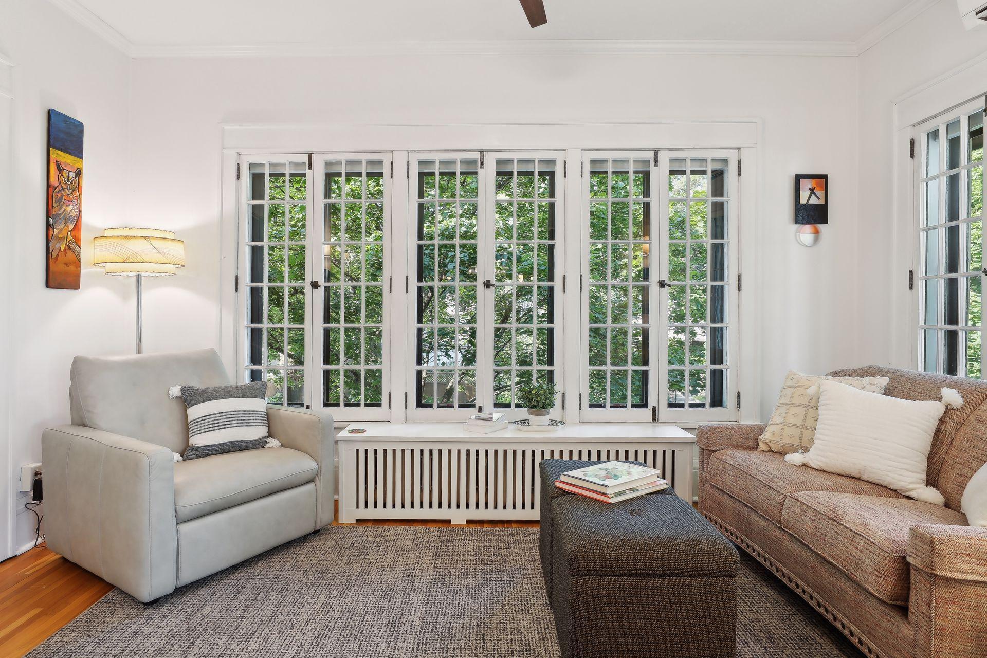 854 Linwood Avenue 201