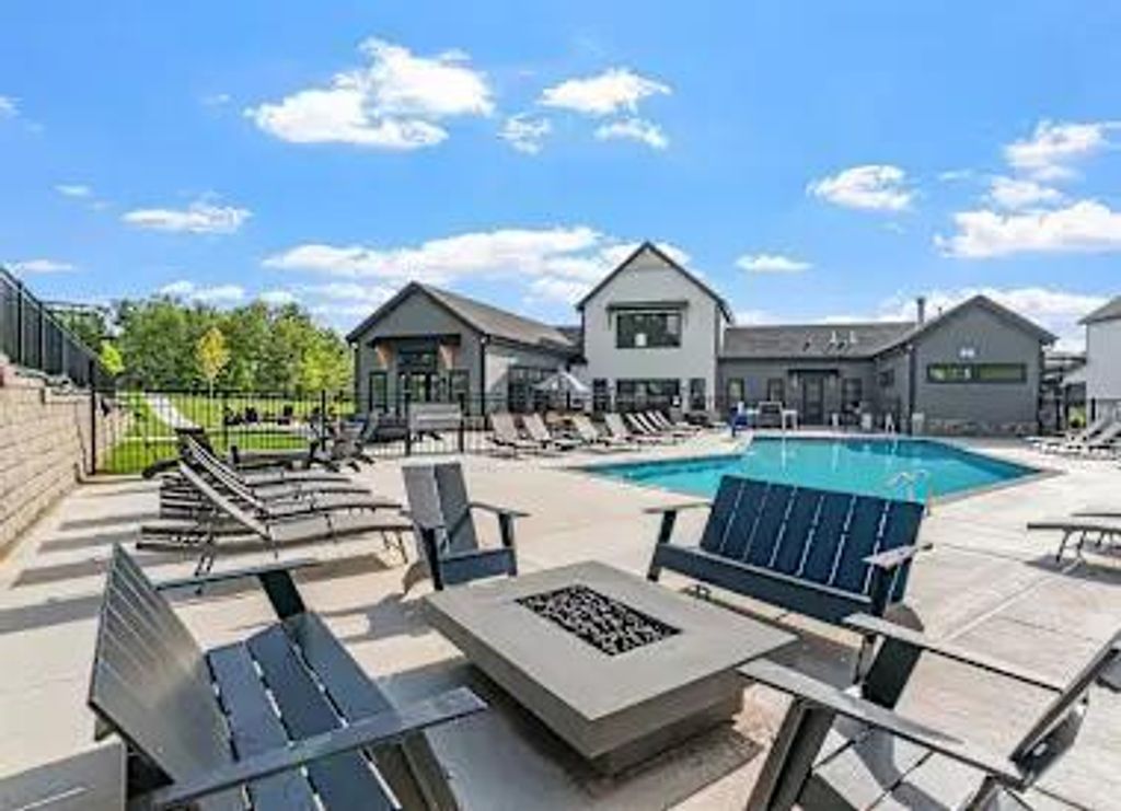 Photo of 10412 Robinwood Road, Chaska, MN 55318 (MLS # 7034500)