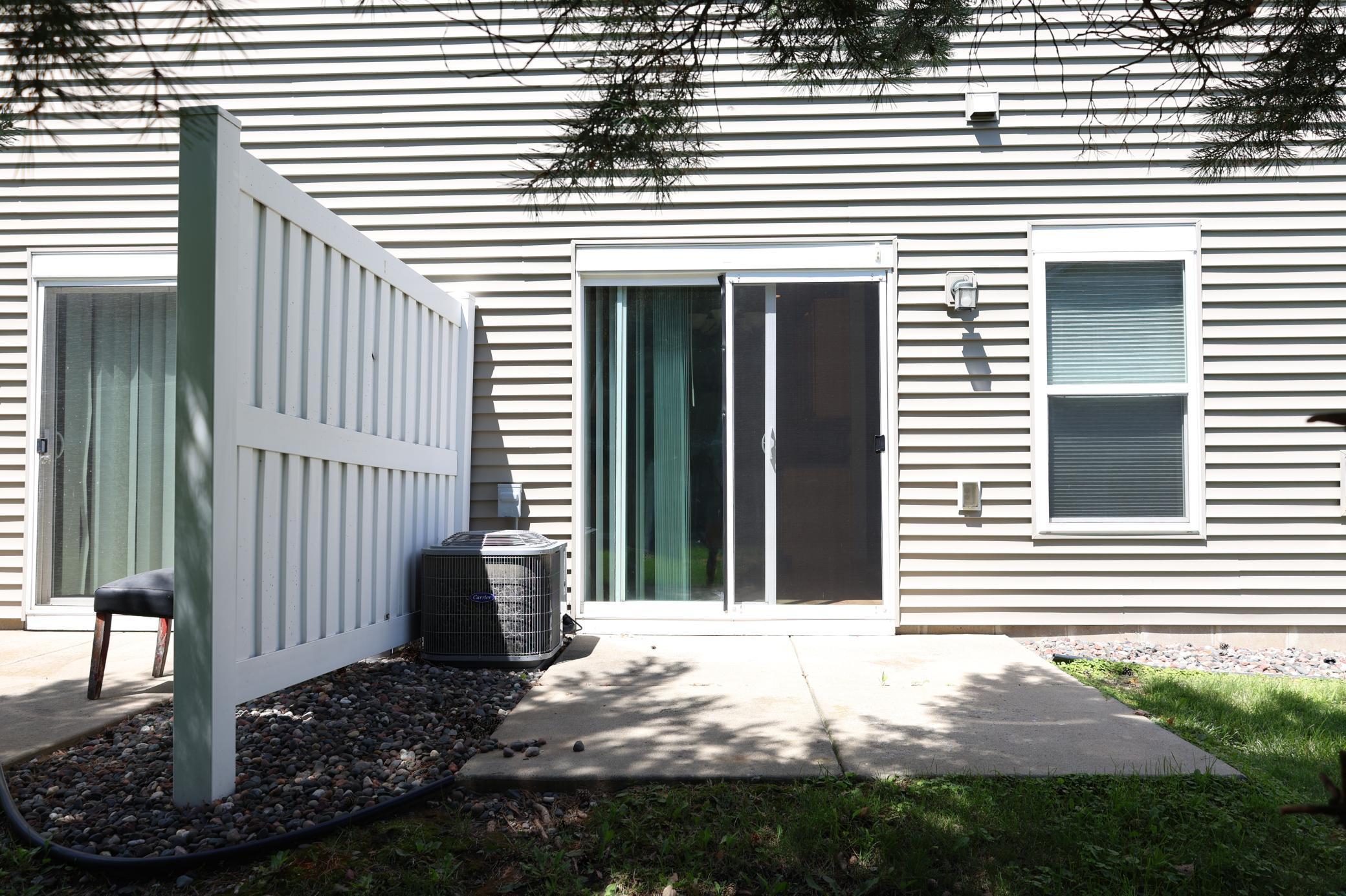 332 Orendorff Way NE