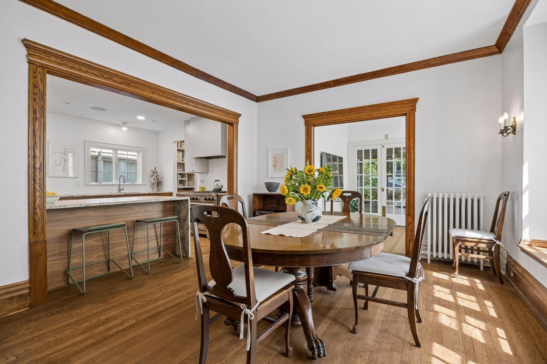 2432 W 24th Street