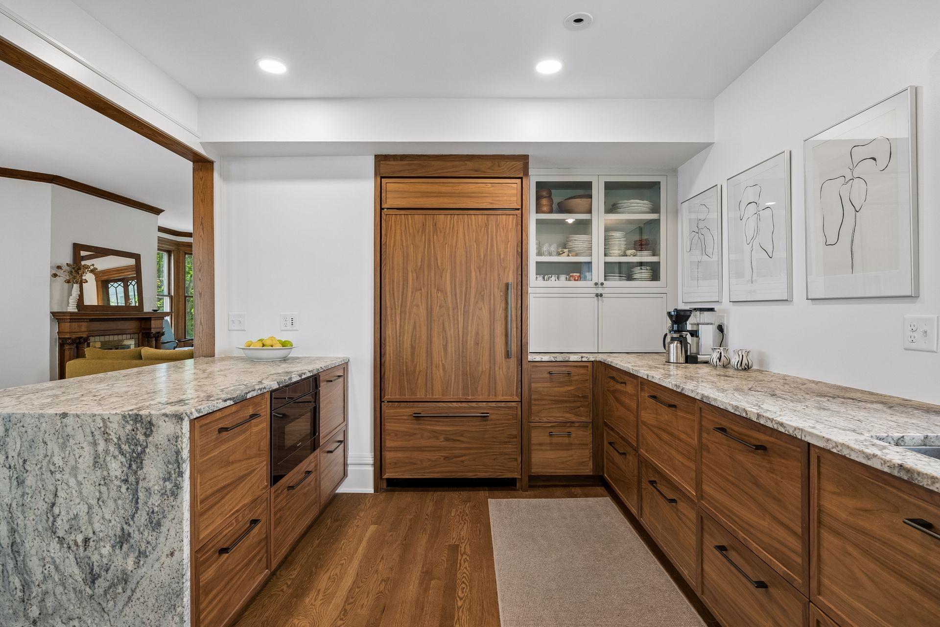 2432 W 24th Street