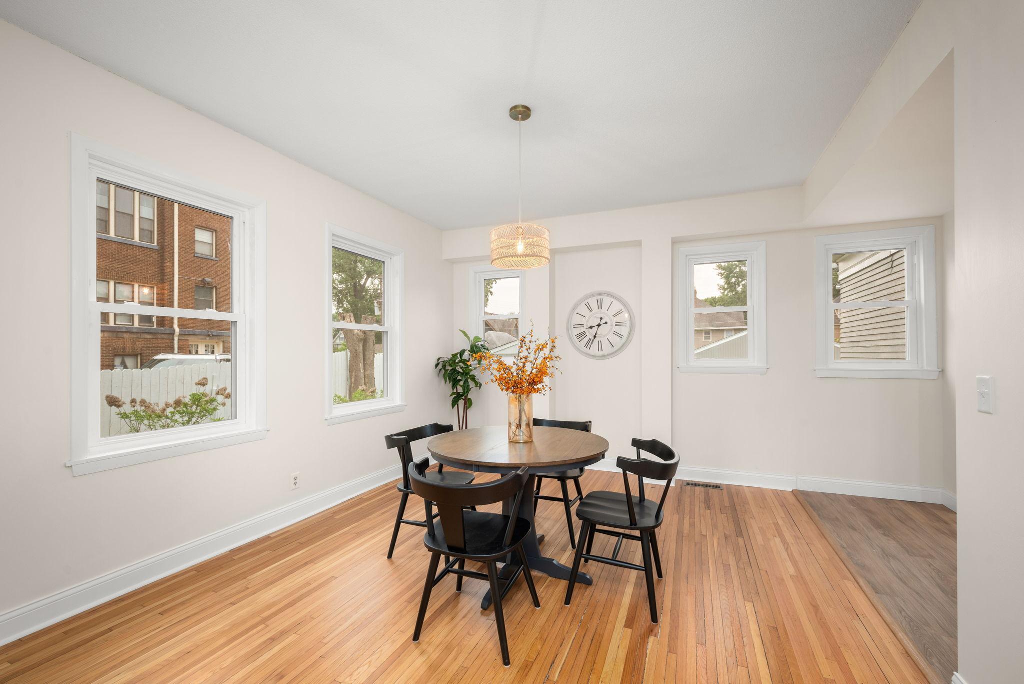 1836 Marshall Avenue