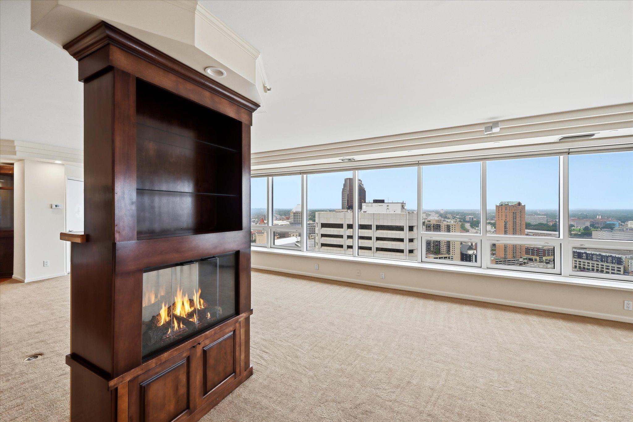 168 6th Street E 3501/3506
