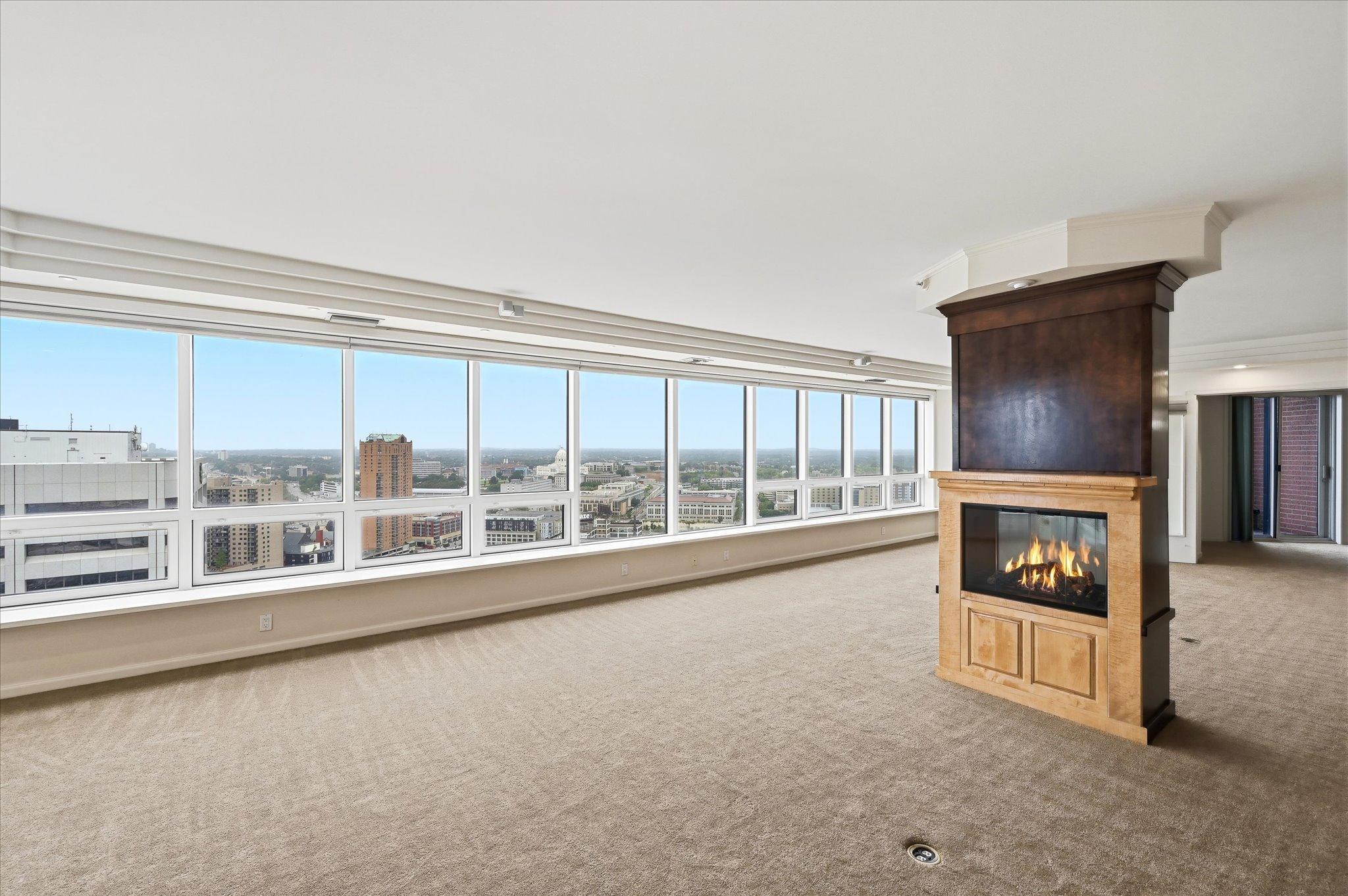 168 6th Street E 3501/3506