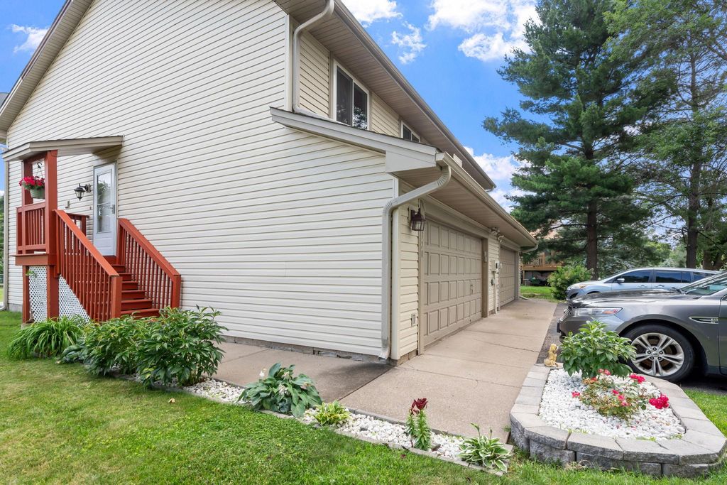 Photo of 1320 106th Avenue NW, Coon Rapids, MN 55433 (MLS # 7104857)