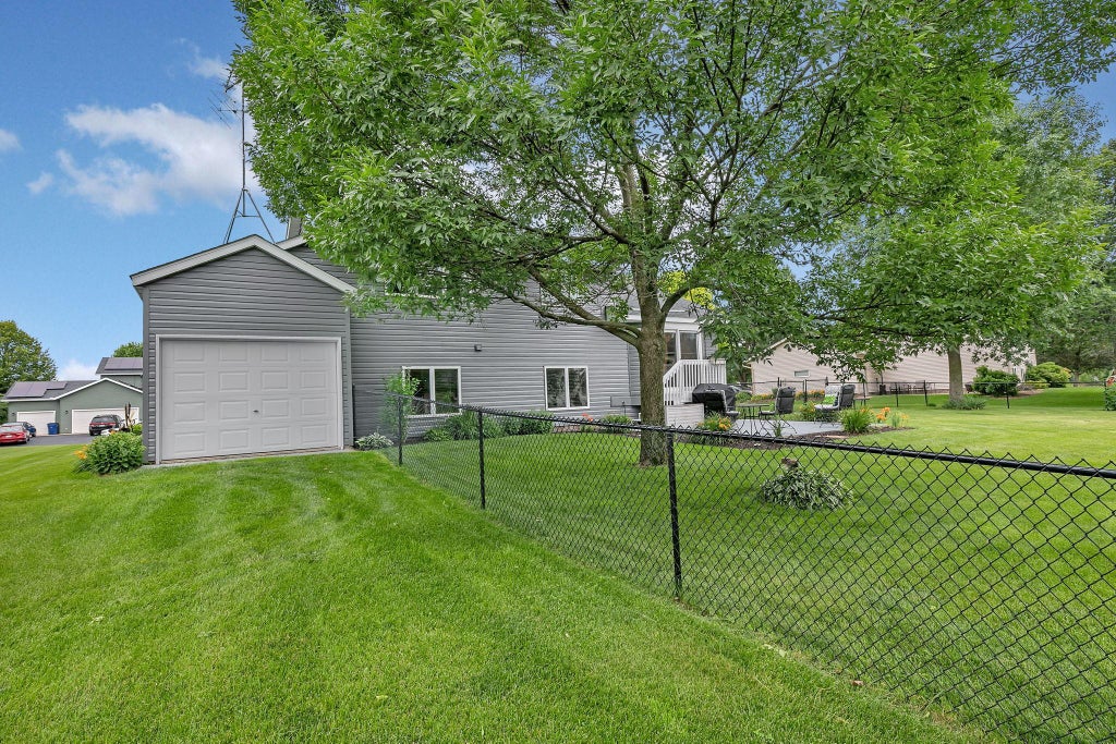 Photo of 1542 Mulberry Road, Saint Cloud, MN 56303 (MLS # 7105227)