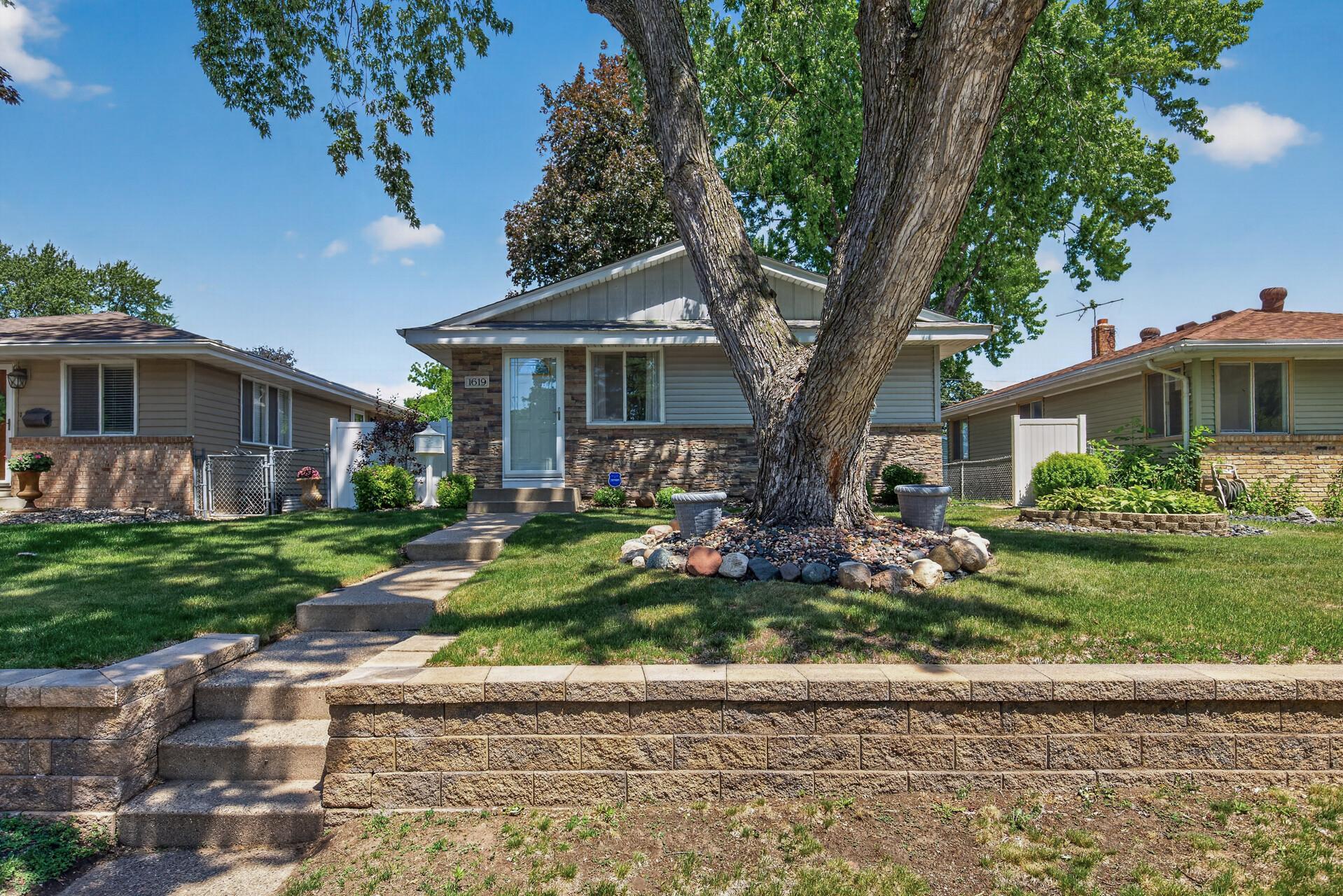1619 Mclean Avenue