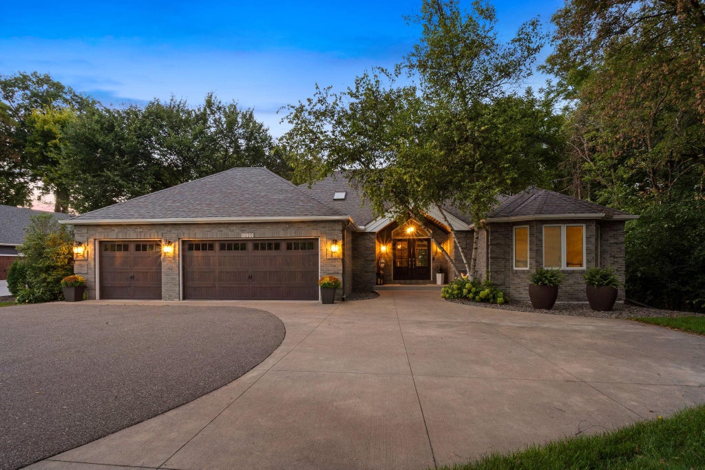 Photo of 11220 Sunset Trail, Plymouth, MN 55441 (MLS # 7145324)