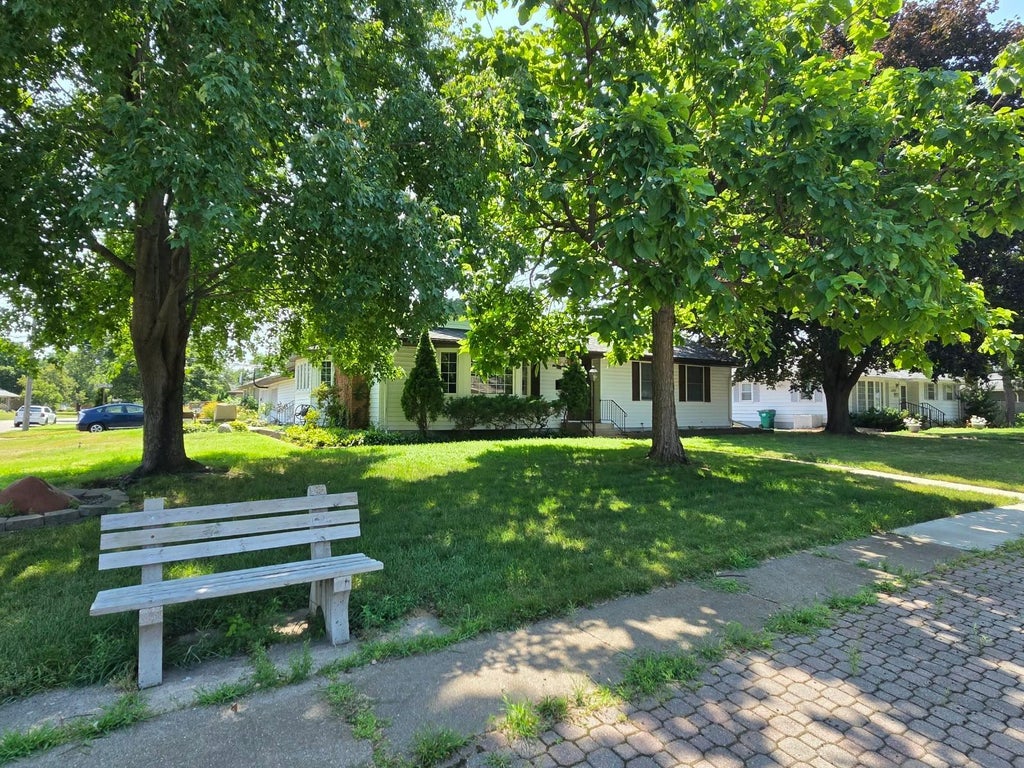 Photo of 4401 Woodbine Lane N, Brooklyn Center, MN 55429 (MLS # 7132074)