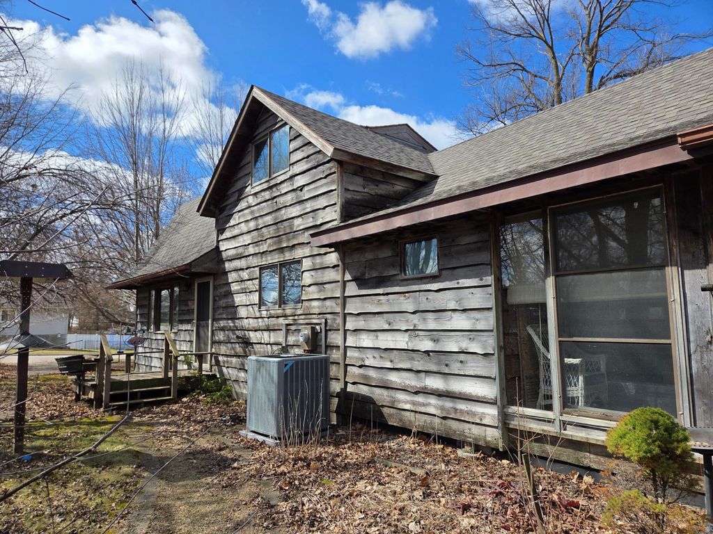 Photo of 1604 N Cedar Avenue, Owatonna, MN 55060 (MLS # 7044306)