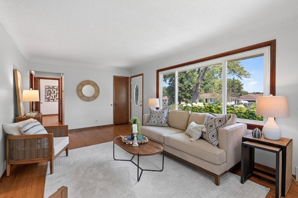 Photo of 4617 Sumter Avenue N, New Hope, MN 55428 (MLS # 7096794)