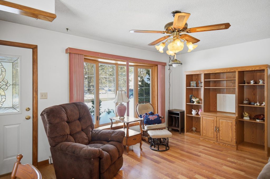 Photo of 2000 E Oakland Avenue, Austin, MN 55912 (MLS # 7002459)