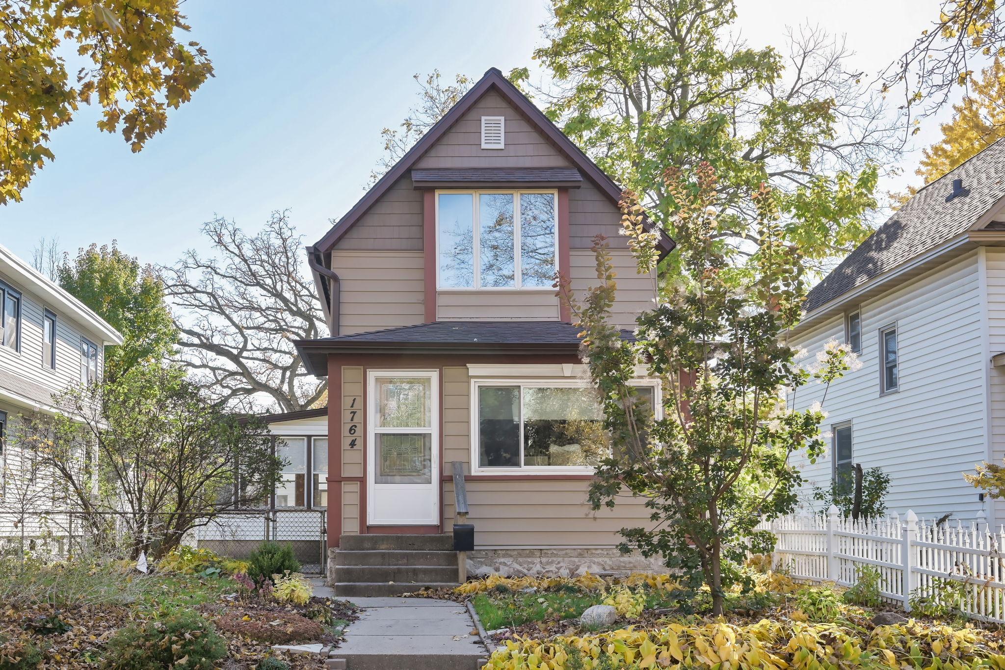 1764 Minnehaha Avenue W