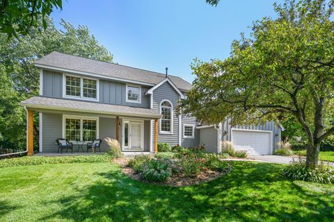4027 Camberwell Drive N Eagan MN 55123