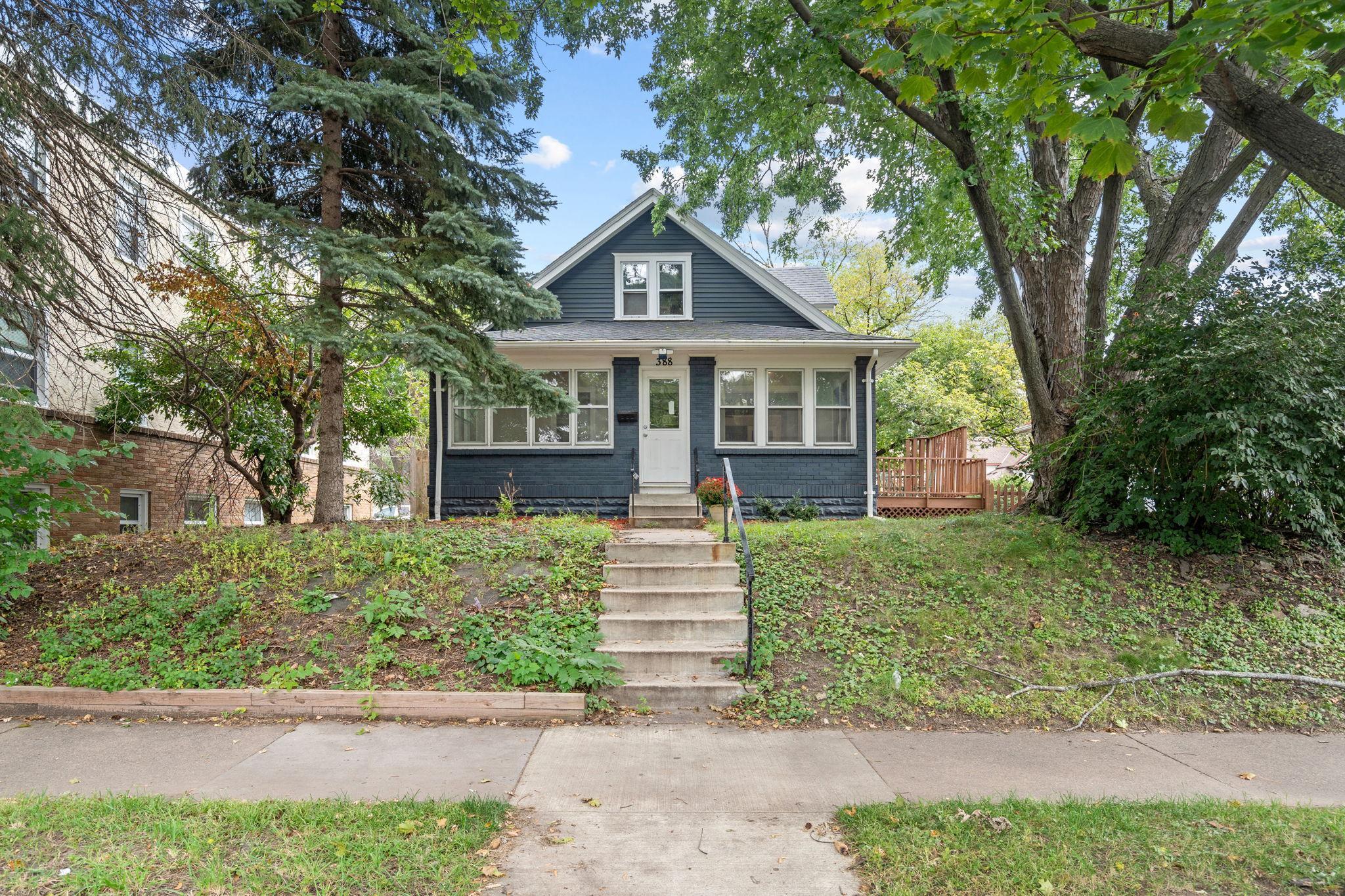 388 Snelling Avenue S