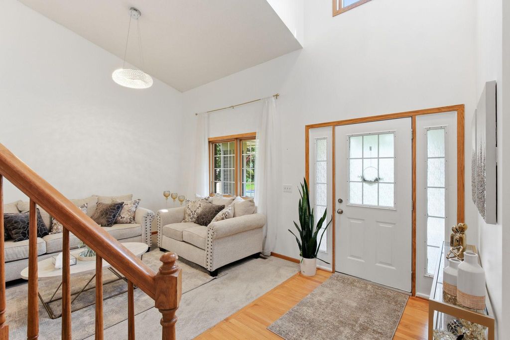 Photo of 18546 85th Avenue N, Maple Grove, MN 55311 (MLS # 7104658)