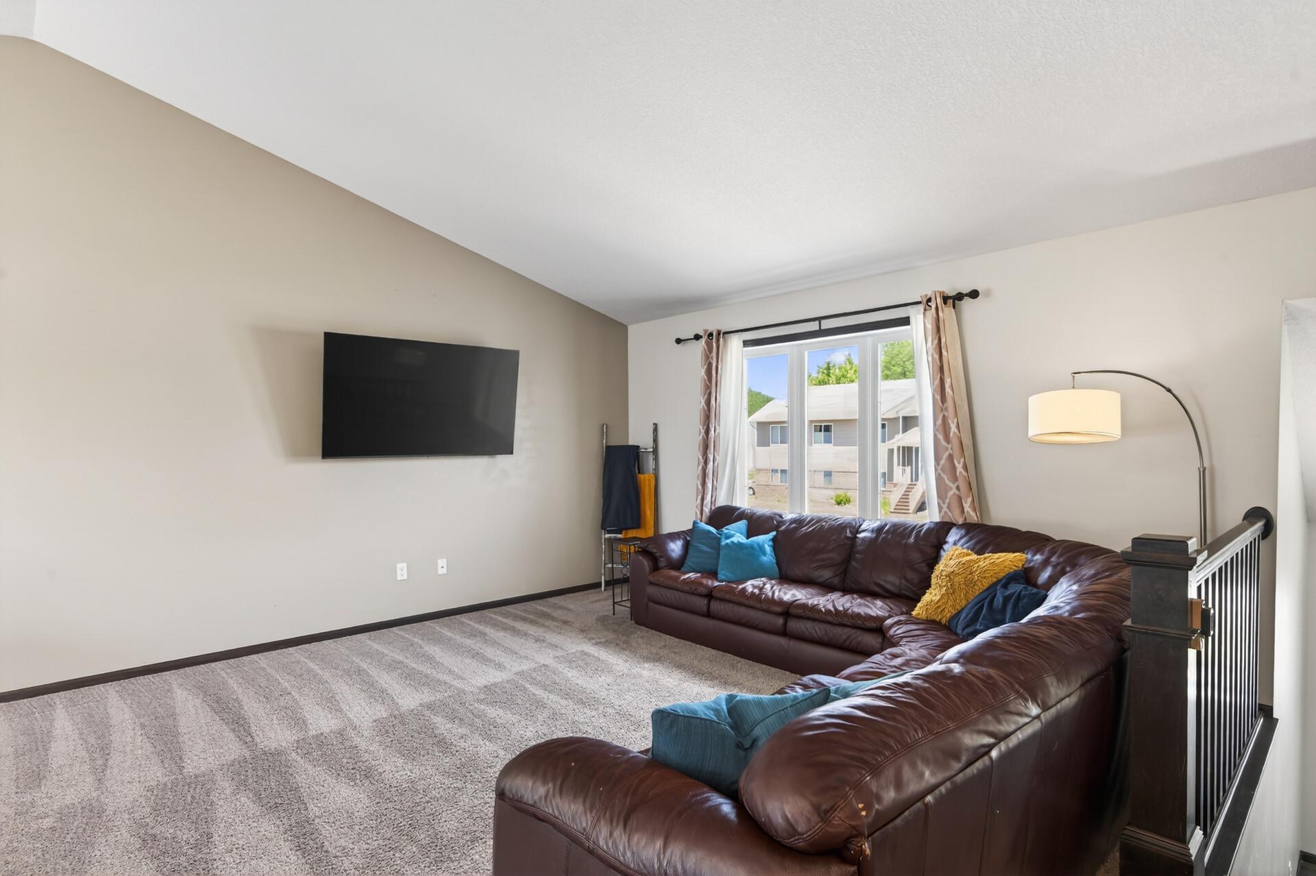 1128 243rd Lane NE
