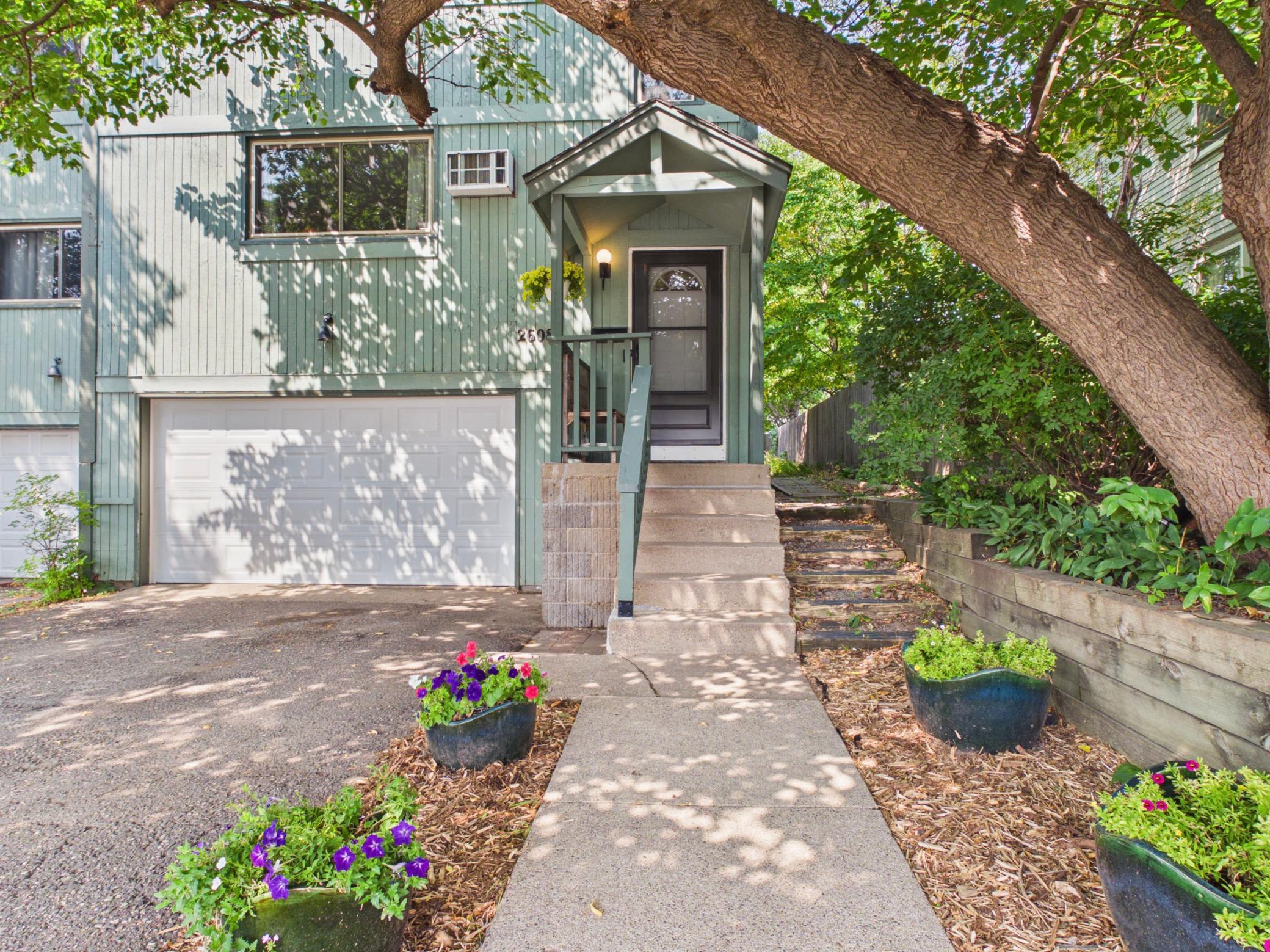 2608 Clinton Avenue