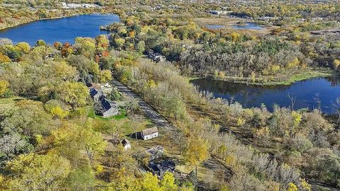 57X Roselawn Avenue W Roseville MN 55113