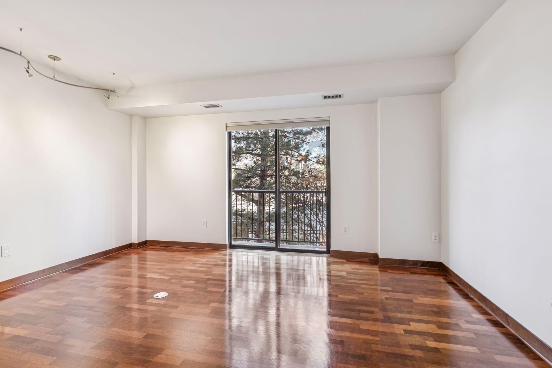 317 Groveland Avenue 116