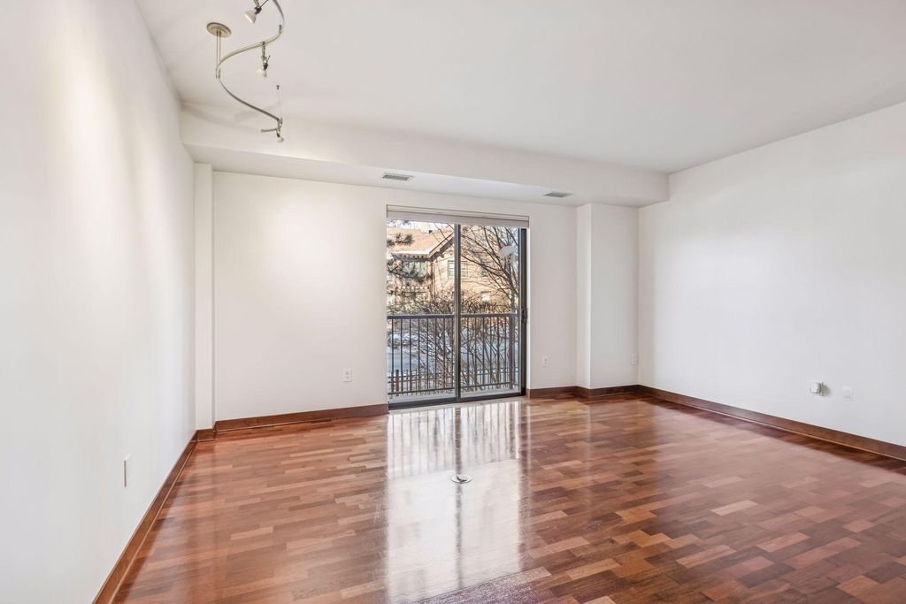 Photo of 317 Groveland Avenue #116, Minneapolis, MN 55403 (MLS # 7014837)