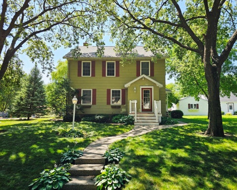 Photo of 307 S 12th Street, Montevideo, MN 56265 (MLS # 7112543)