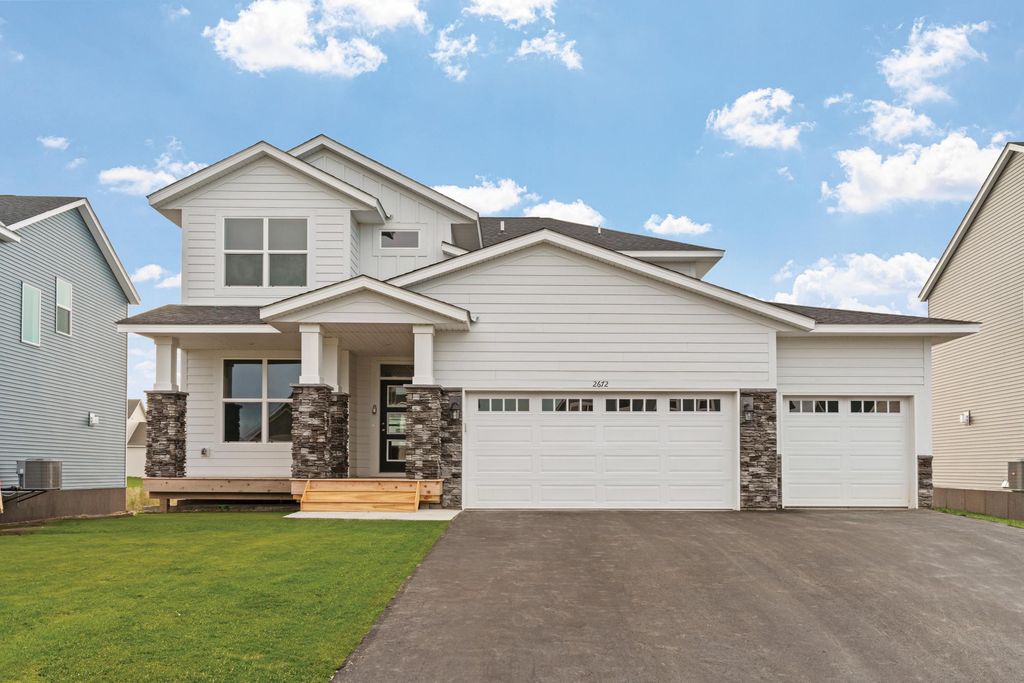 Photo of 908 Pine Vale Avenue, Somerset, WI 54025 (MLS # 7011910)