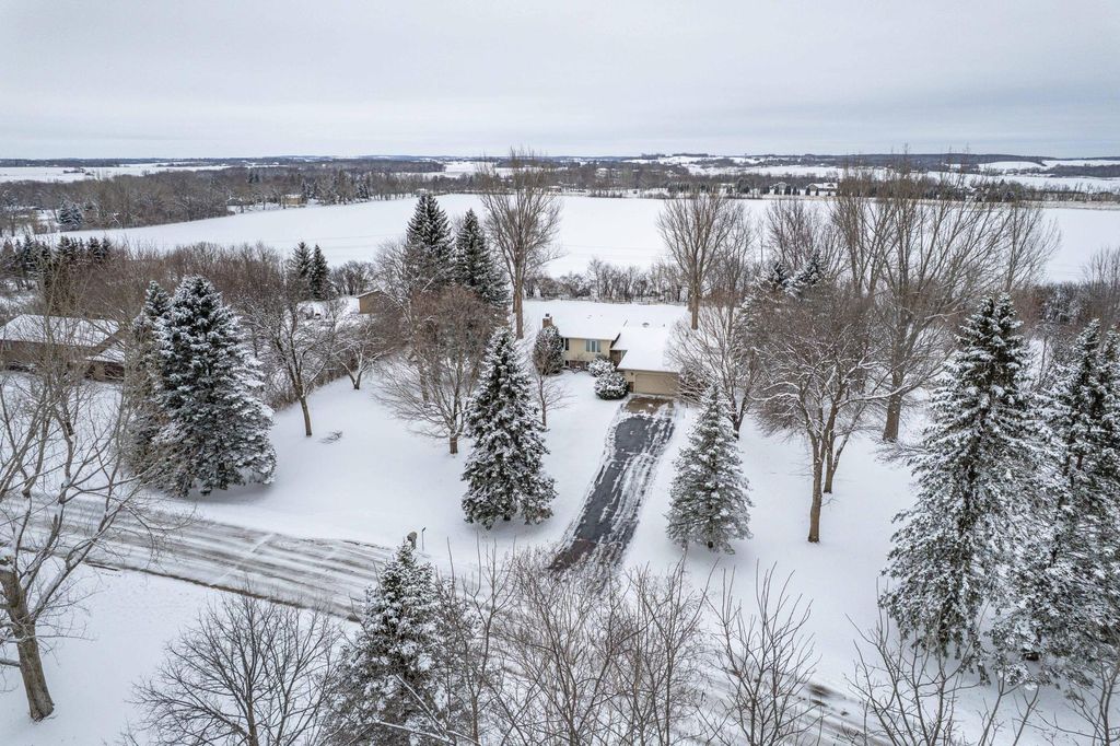 Photo of 517 N Woodland Drive, Fergus Falls, MN 56537 (MLS # 7034258)