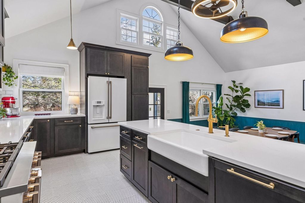 Photo of 1309 Arlington Avenue W, Saint Paul, MN 55108 (MLS # 7047310)