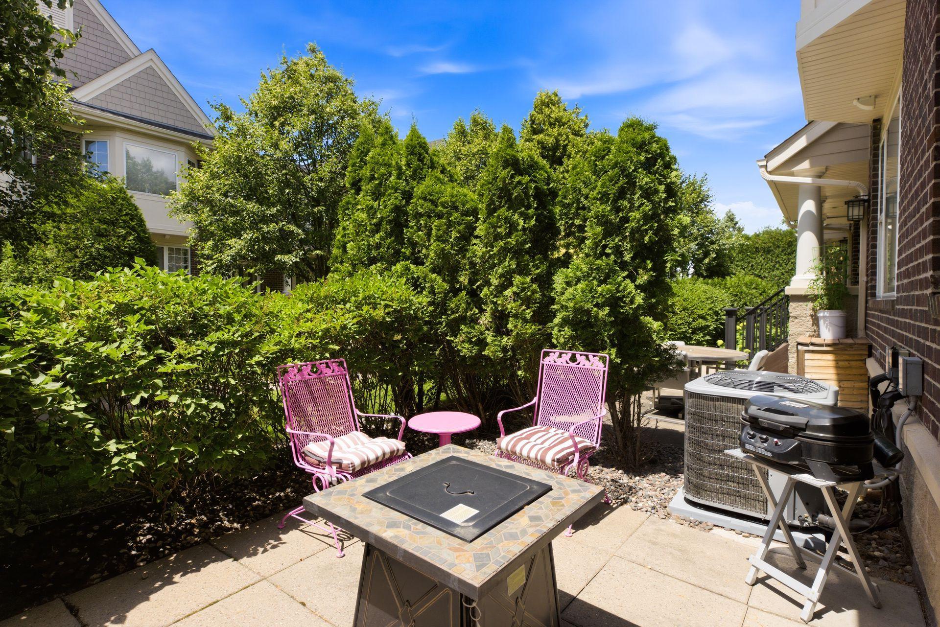 1530 Zarthan Avenue S 307