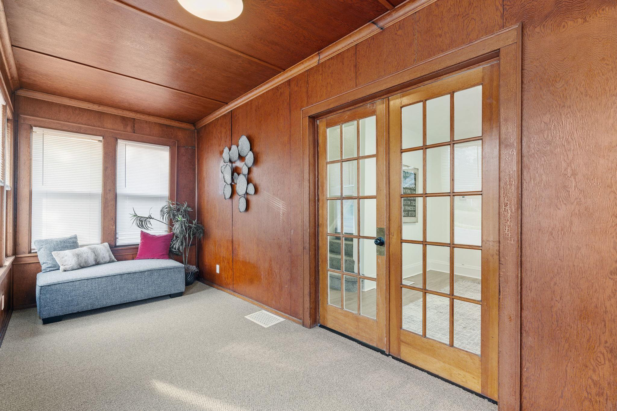 1367 Minnehaha Avenue E