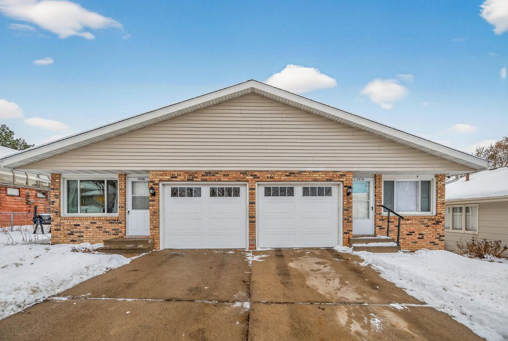 Photo of 1918 Upper Afton Road E, Saint Paul, MN 55119 (MLS # 7000960)