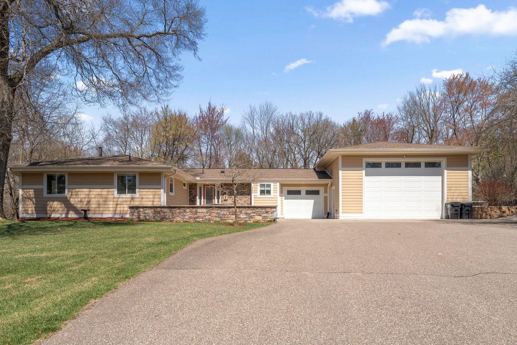 Photo of 2527 148th Lane NE, Andover, MN 55304 (MLS # 7061529)