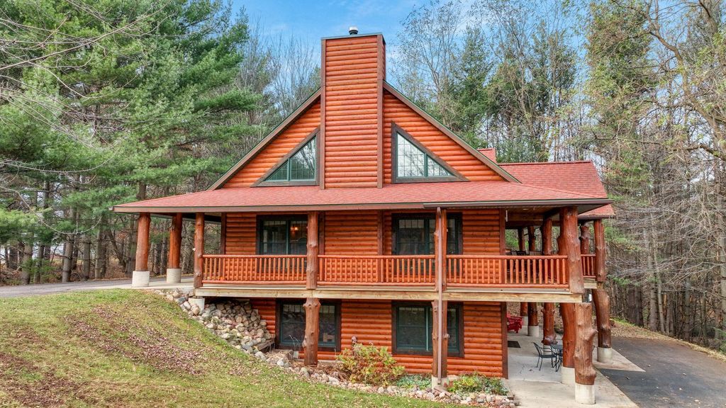 Photo of 18061 County Highway OO, Chippewa Falls, WI 54729 (MLS # 6633932)