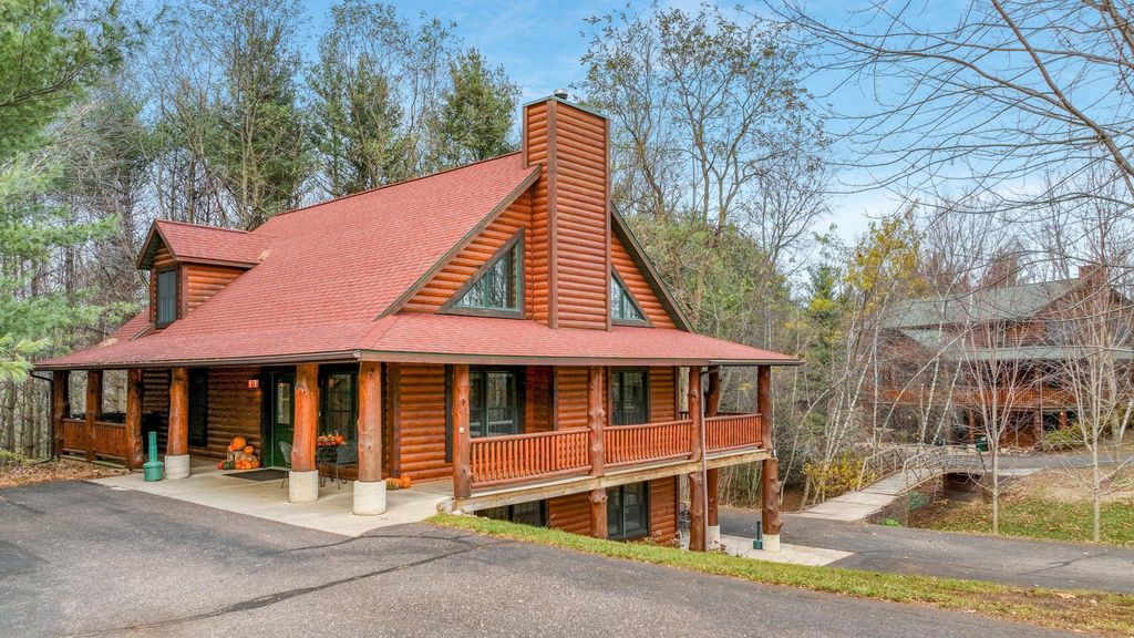 Photo of 18061 County Highway OO, Chippewa Falls, WI 54729 (MLS # 6633932)