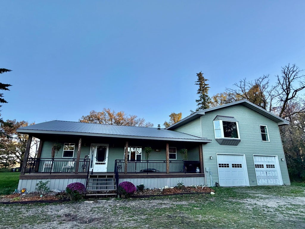 Photo of 37871 US Highway 59 Highway NW, Newfolden, MN 56738 (MLS # 7154266)