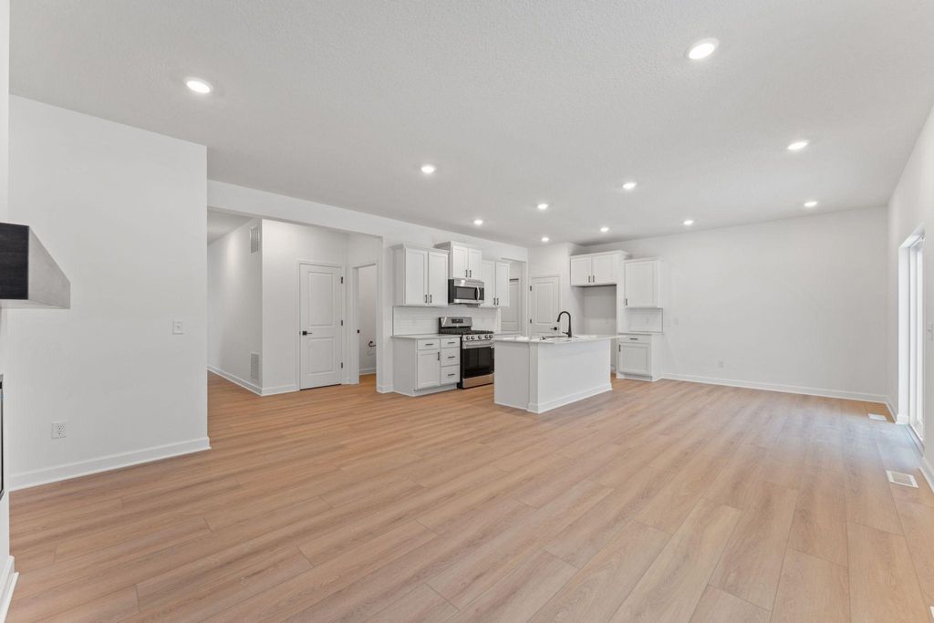 Photo of 22385 Isla Way, Rogers, MN 55374 (MLS # 7046468)