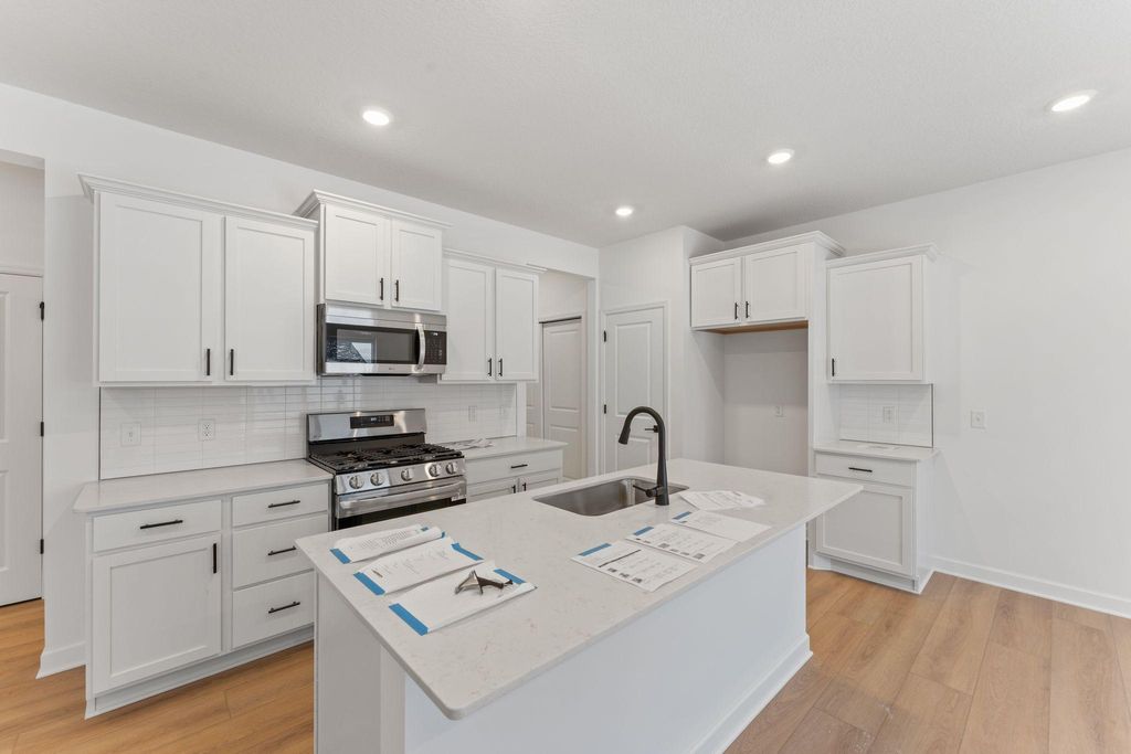 Photo of 22385 Isla Way, Rogers, MN 55374 (MLS # 7046468)