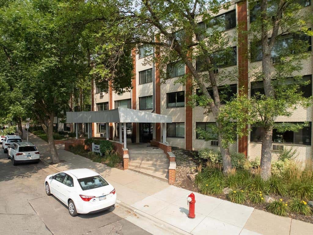 Photo of 2700 W 44th Street #212, Minneapolis, MN 55410 (MLS # 7124622)