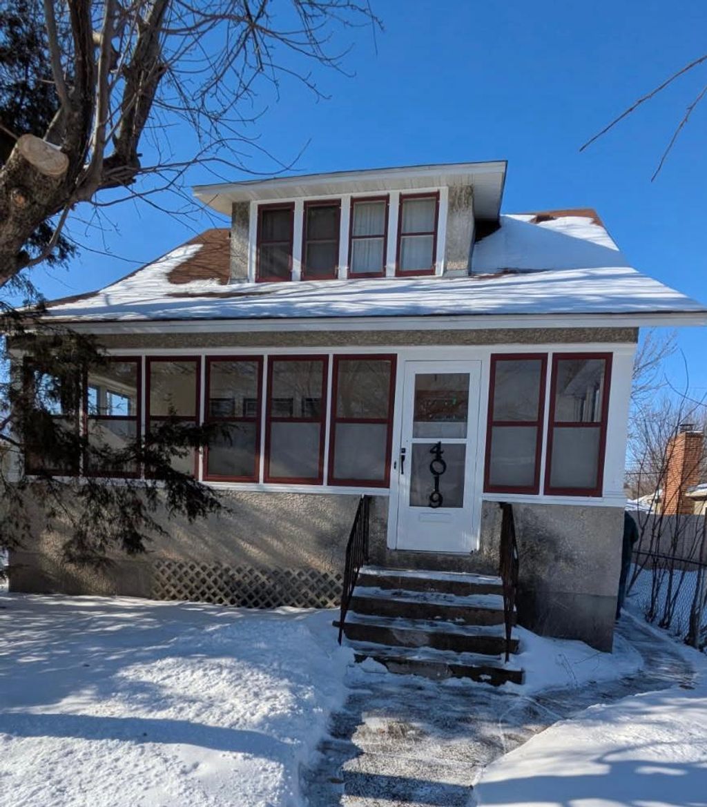 Photo of 4019 Bryant Avenue N, Minneapolis, MN 55412 (MLS # 7019038)