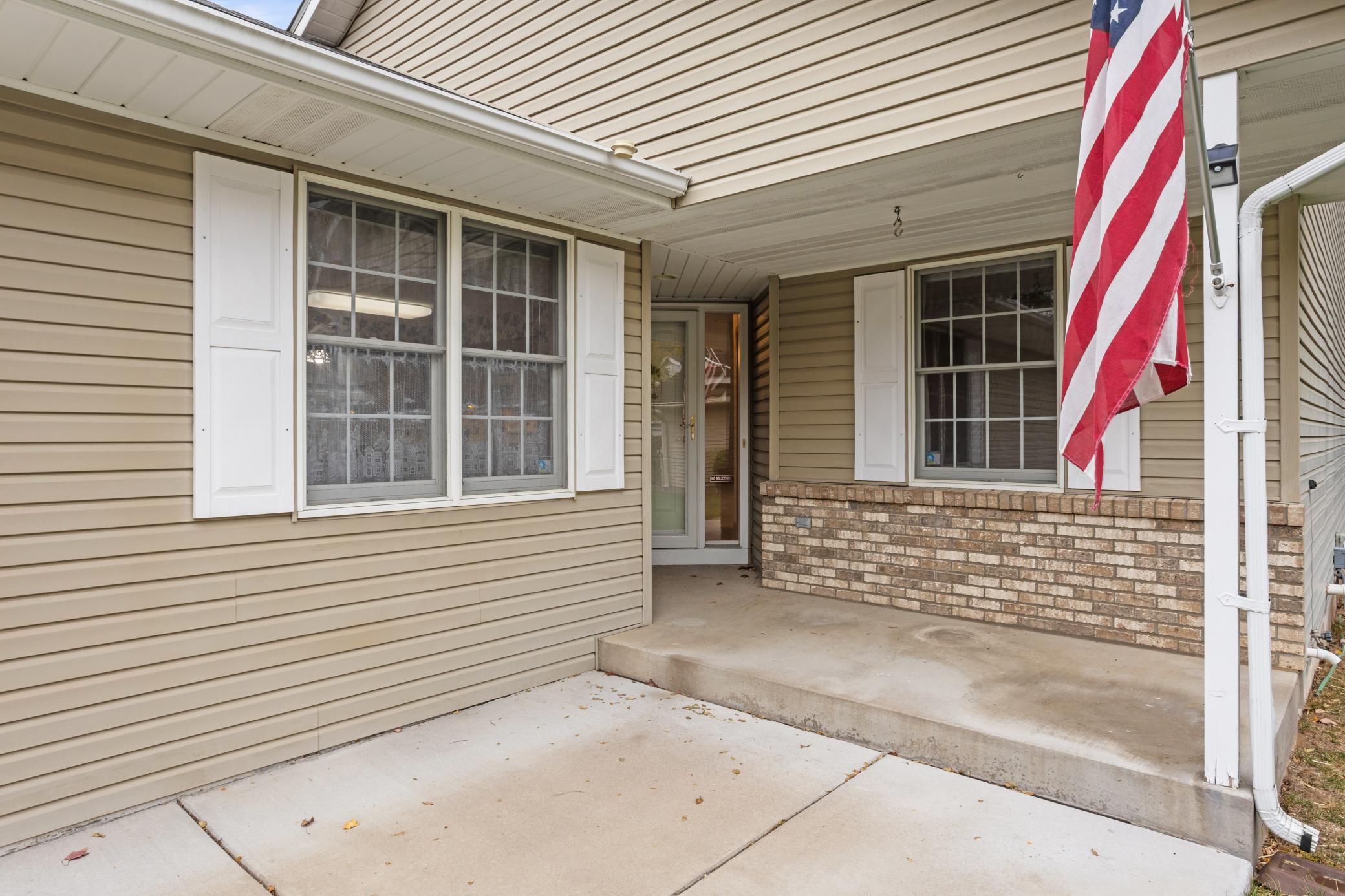 14817 Upper 56th Street N