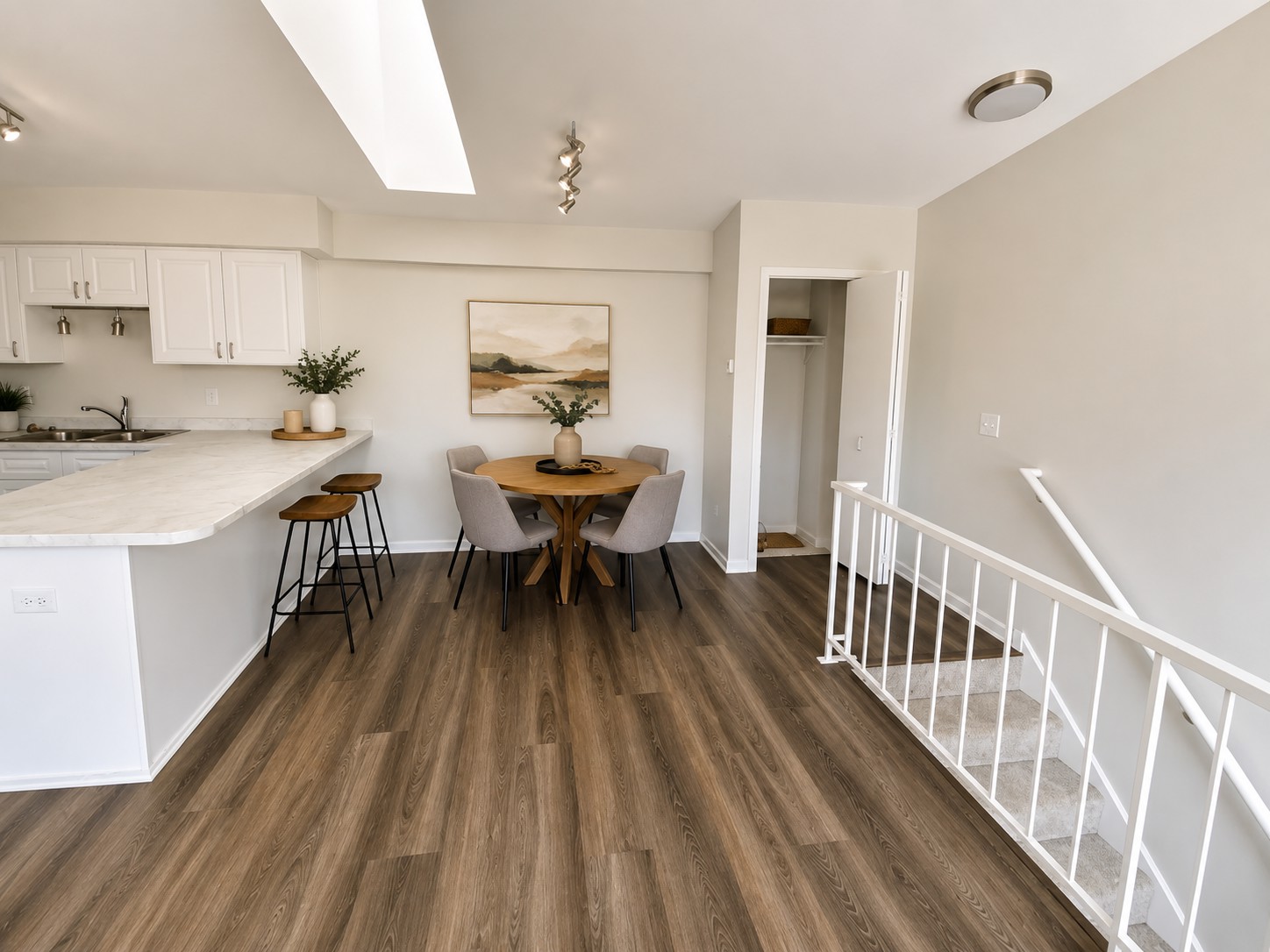 1030 Pond View Court