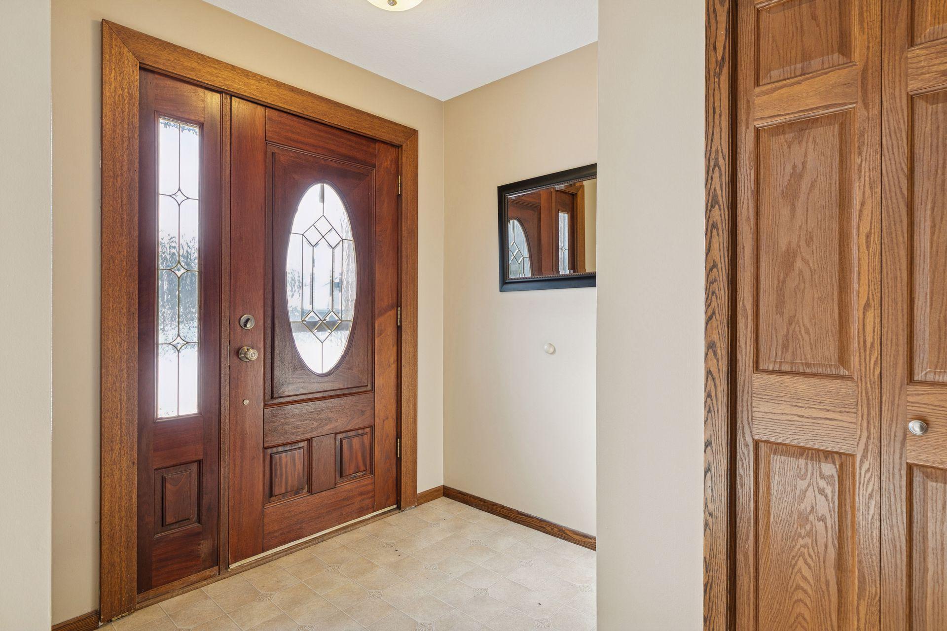 6233 Kelvin Avenue N